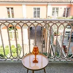 New Boutique Apartment